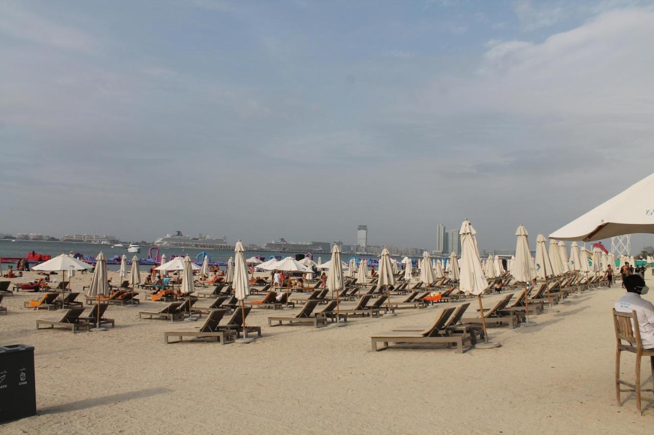 Newly Furnished One Bedroom Apartment Next To Metro & Beach In Marina Residence Dubai Luaran gambar