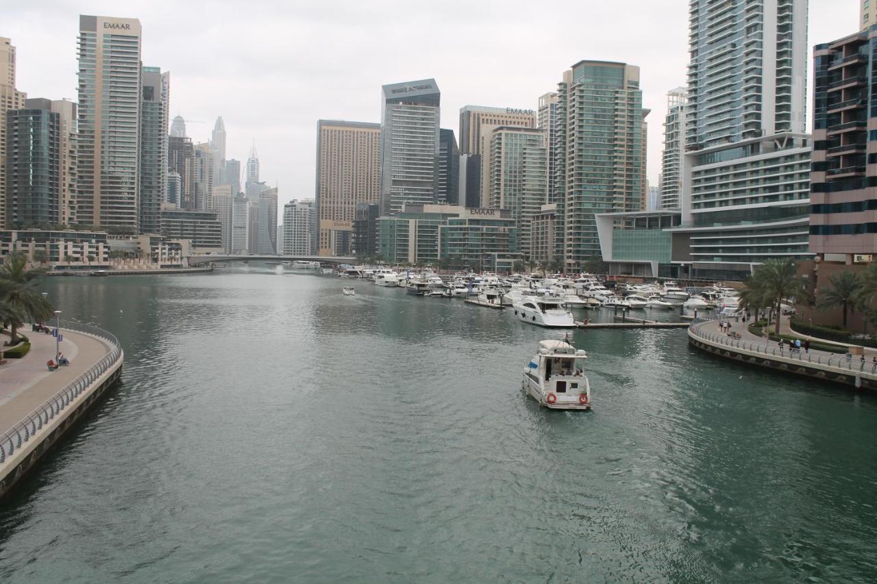 Newly Furnished One Bedroom Apartment Next To Metro & Beach In Marina Residence Dubai Luaran gambar