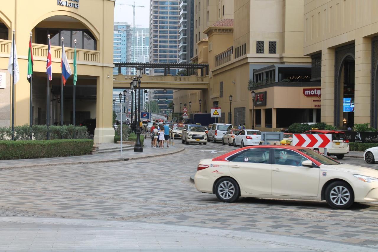 Newly Furnished One Bedroom Apartment Next To Metro & Beach In Marina Residence Dubai Luaran gambar
